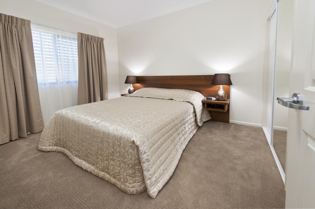 Apartments On Palmer Рокхемптън Стая снимка