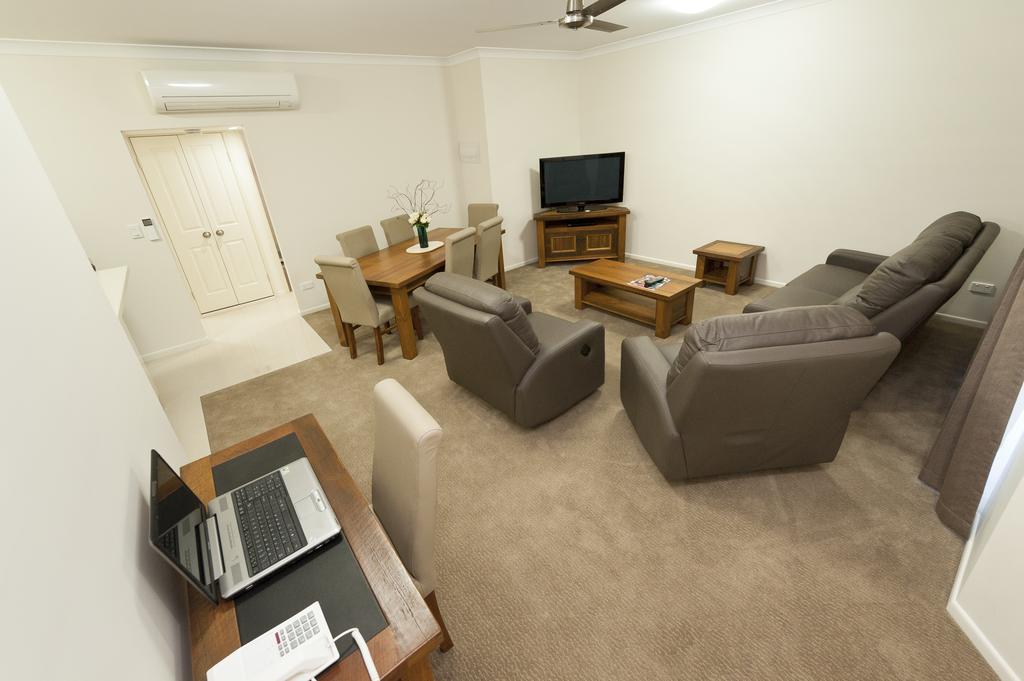 Apartments On Palmer Рокхемптън Стая снимка